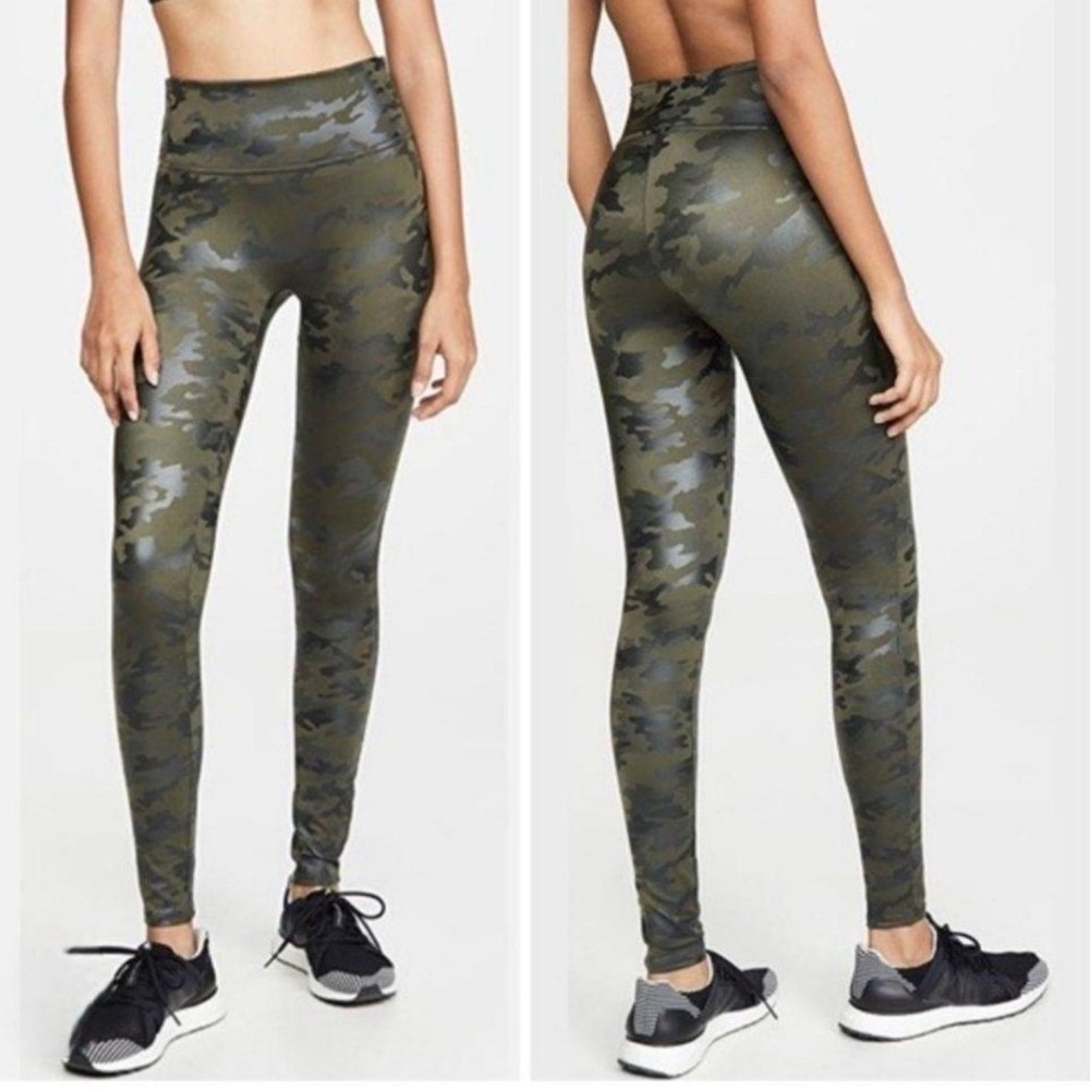 Spanx Women's‎ Faux Leather High-Gloss Finish Camo Leggings- Size Large